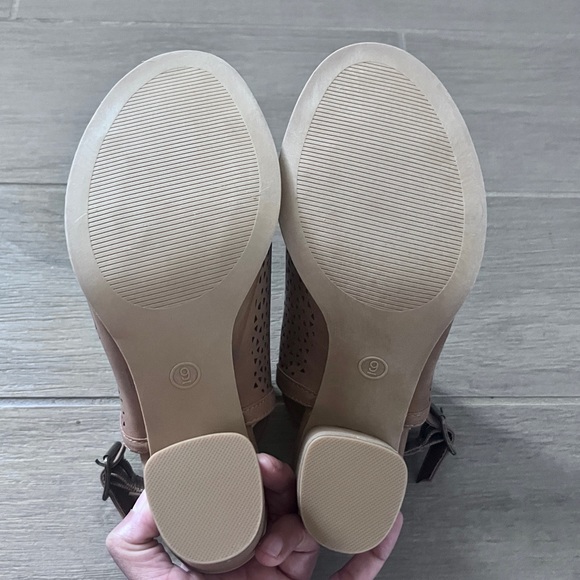 Peep Toe Mule Sandals with Stacked Block Heel - Picture 6 of 7